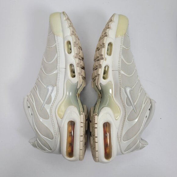 Nike Air Max Plus Men's Triple White Sneakers DM2362-100 US Size 7.5 - Picture 6 of 9
